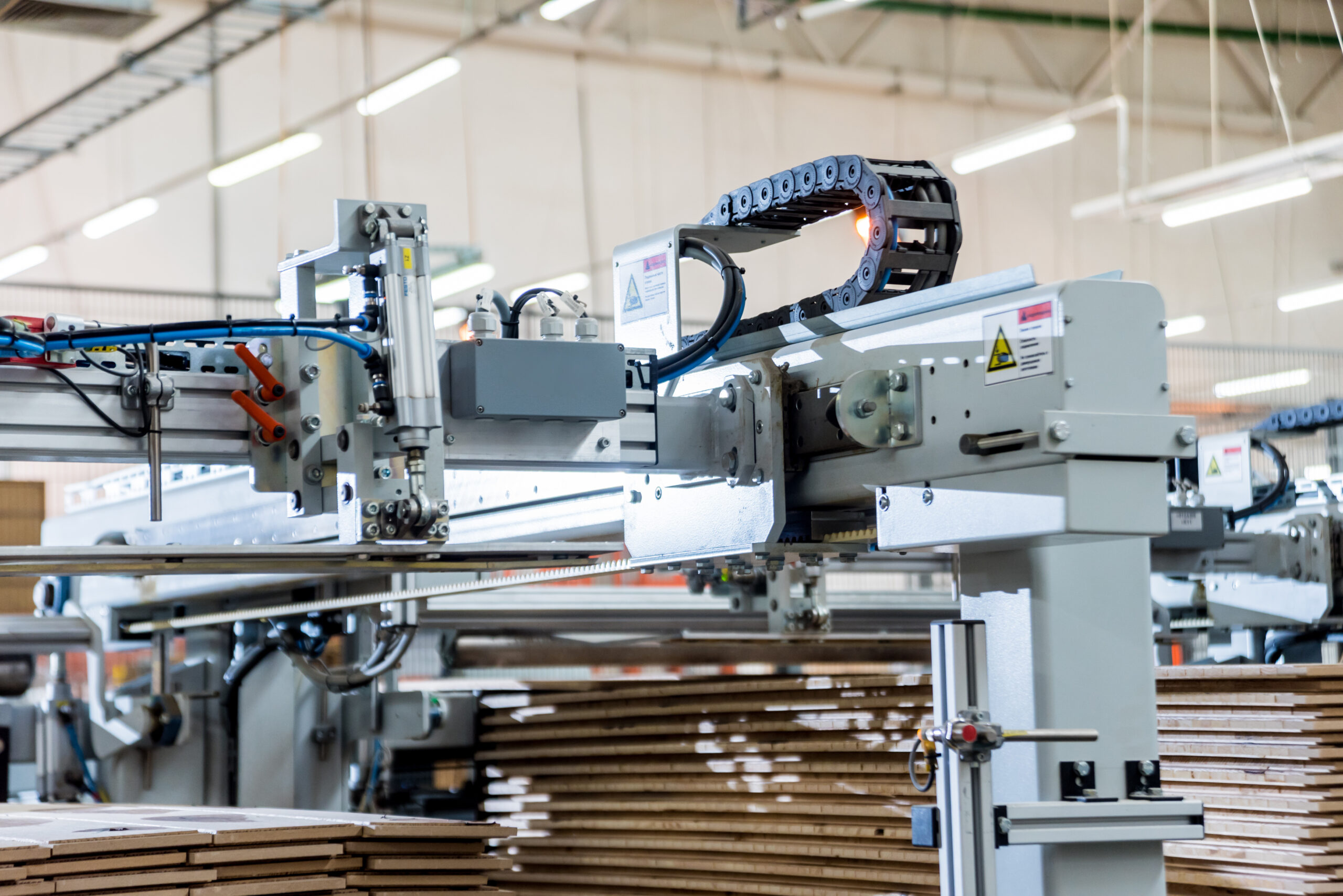 CNC automatic woodworking machine.